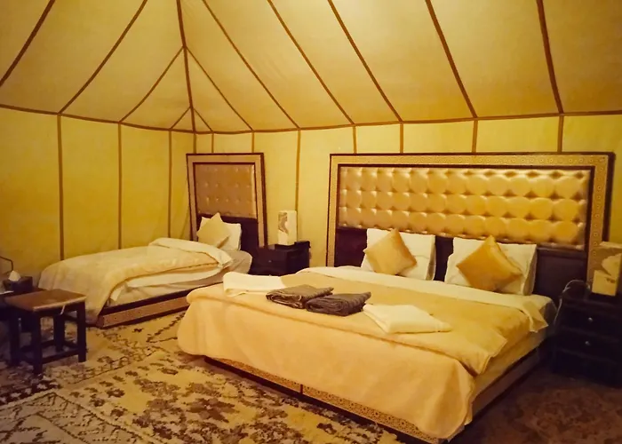 Sahara Luxury Camp