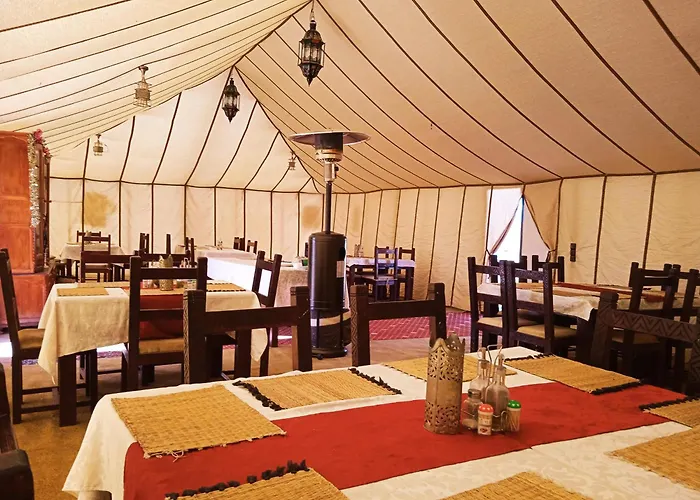 Sahara Luxury Camp